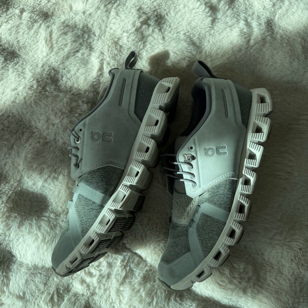 On Cloud Terry 5 Sneakers - Picture 4 of 9